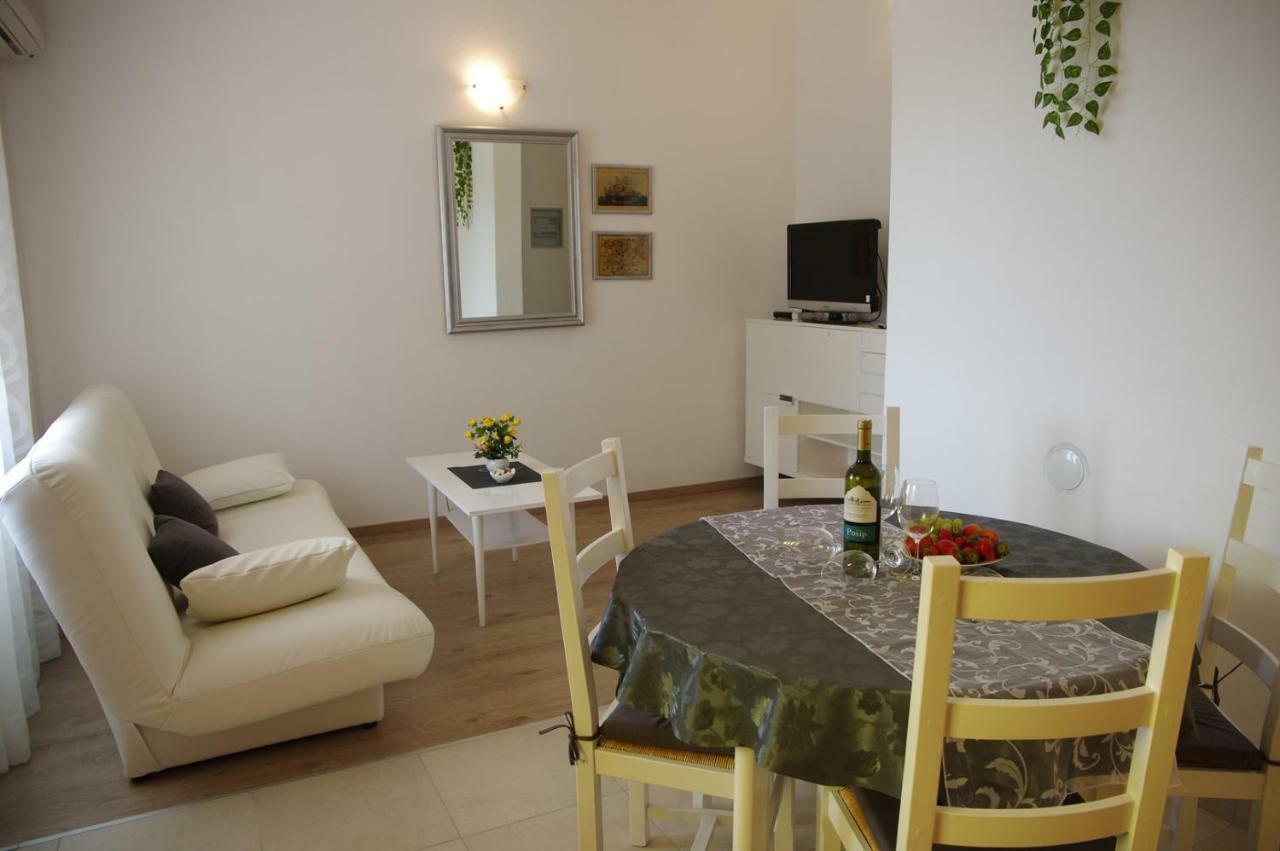 Apartments Sonja פודגורה מראה חיצוני תמונה
